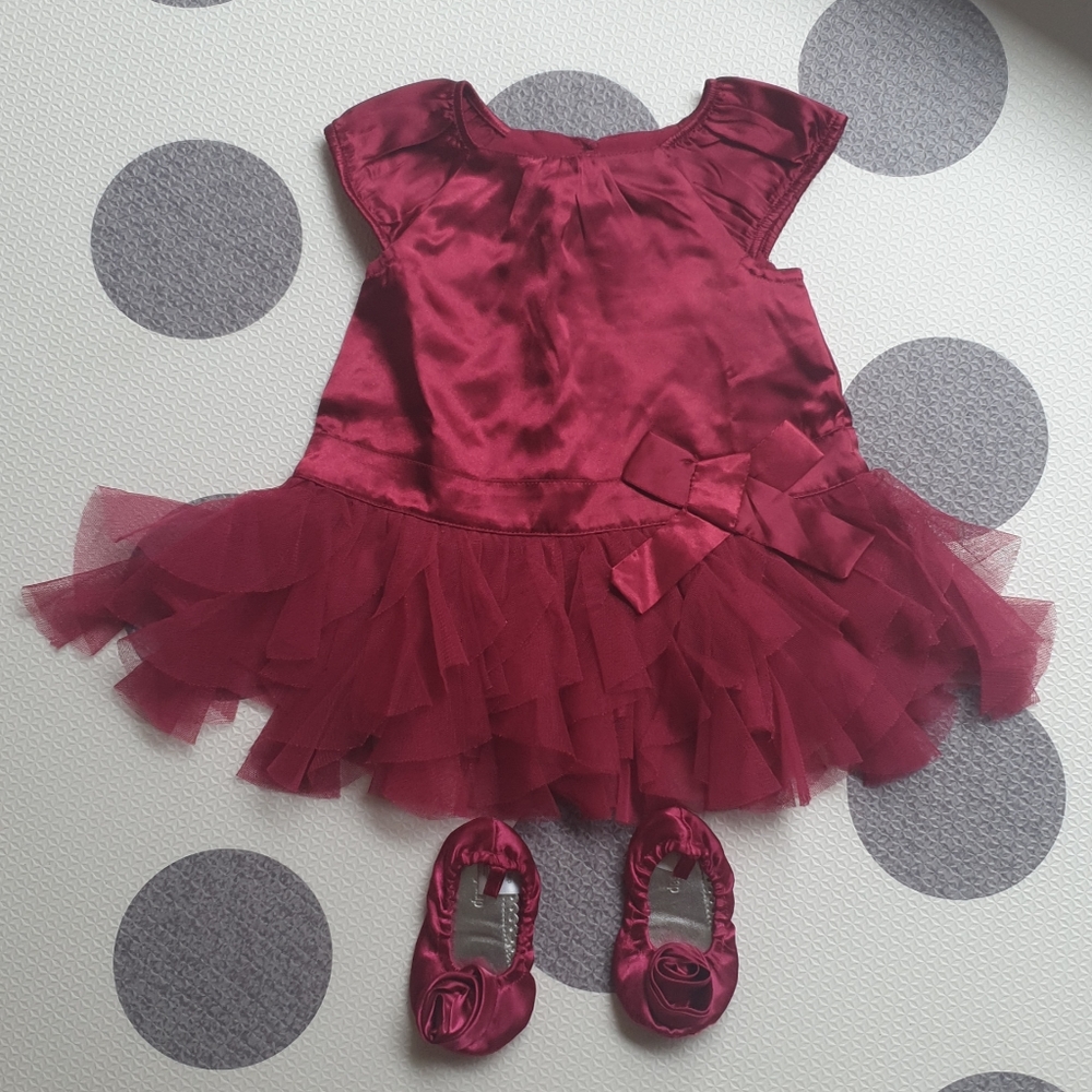 BabyGap Satin tulle baby dress w. matching shoes
